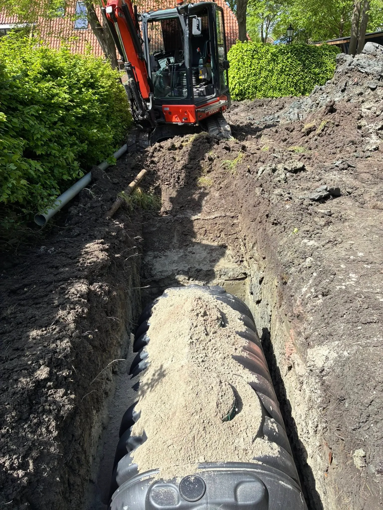 Grond afvoeren uit de tuin — foto 2